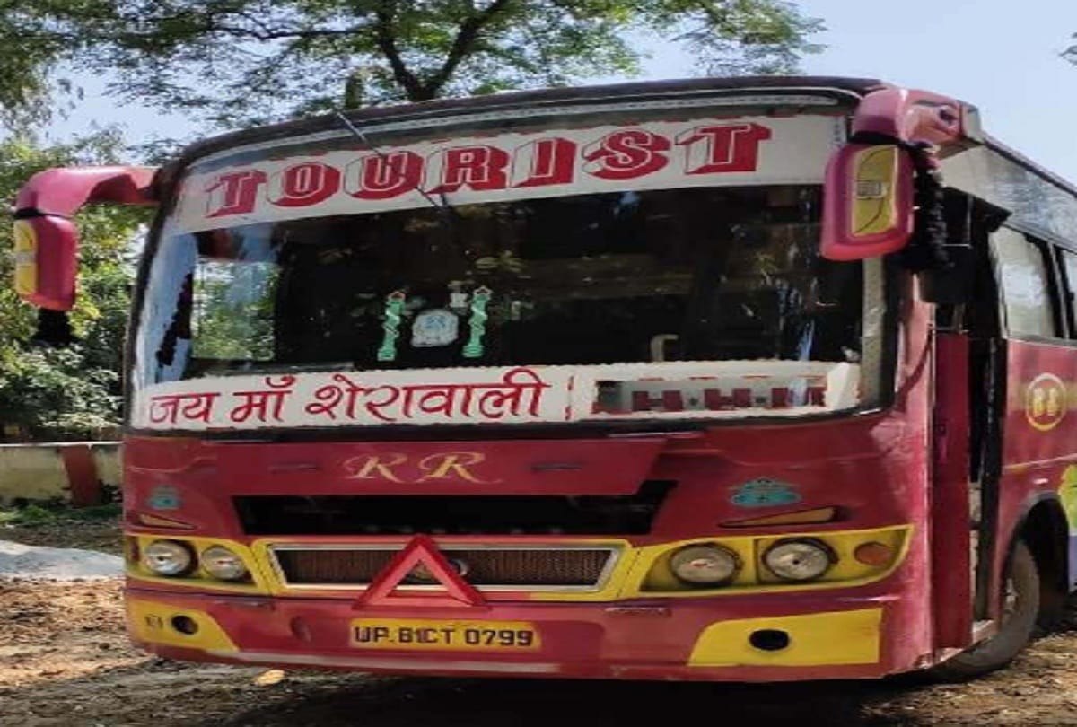 BIG road accident in bulandshahr Of Uttar Pradesh