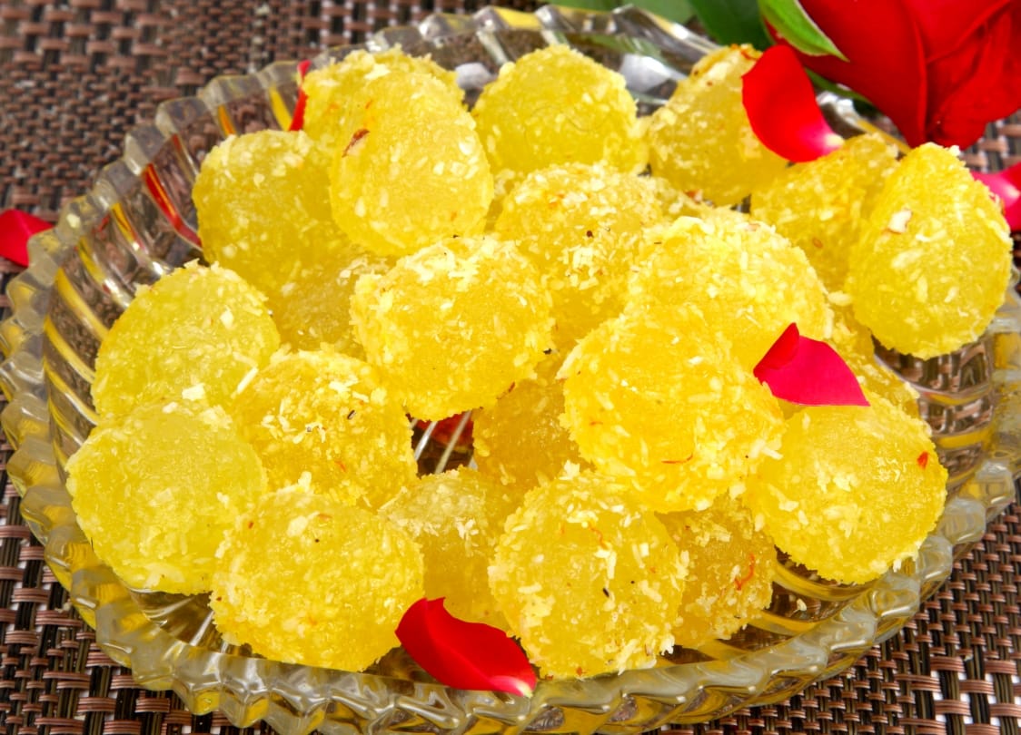 Diwali 2019 make these sweets in home for Deepawali