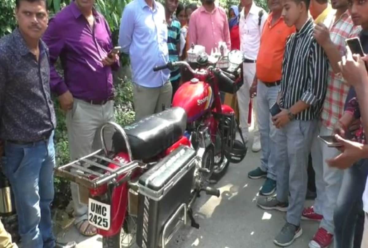 Bareilly man makes a unique bike with ATM Music system fan and many facilities