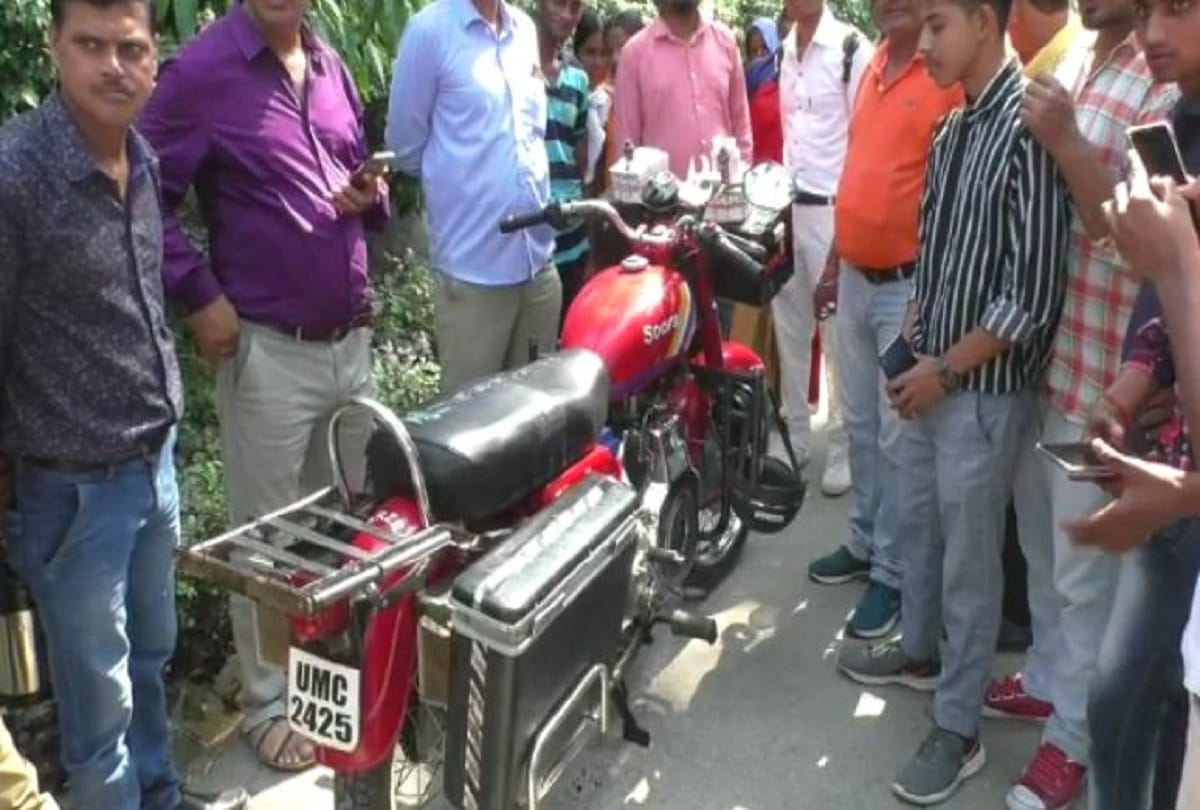 Bareilly man makes a unique bike with ATM Music system fan and many facilities
