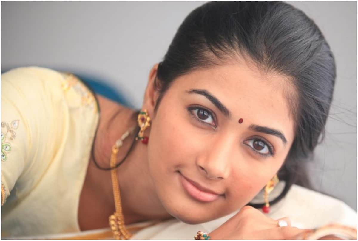 pooja hegde birthday special here some unknown facts