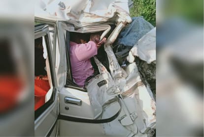 Road accident on highway, Police investigation underway
