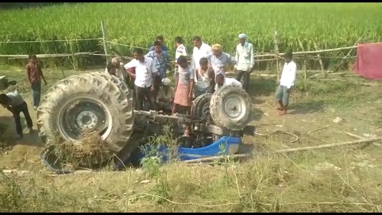 Driver dies due to tractor overturning