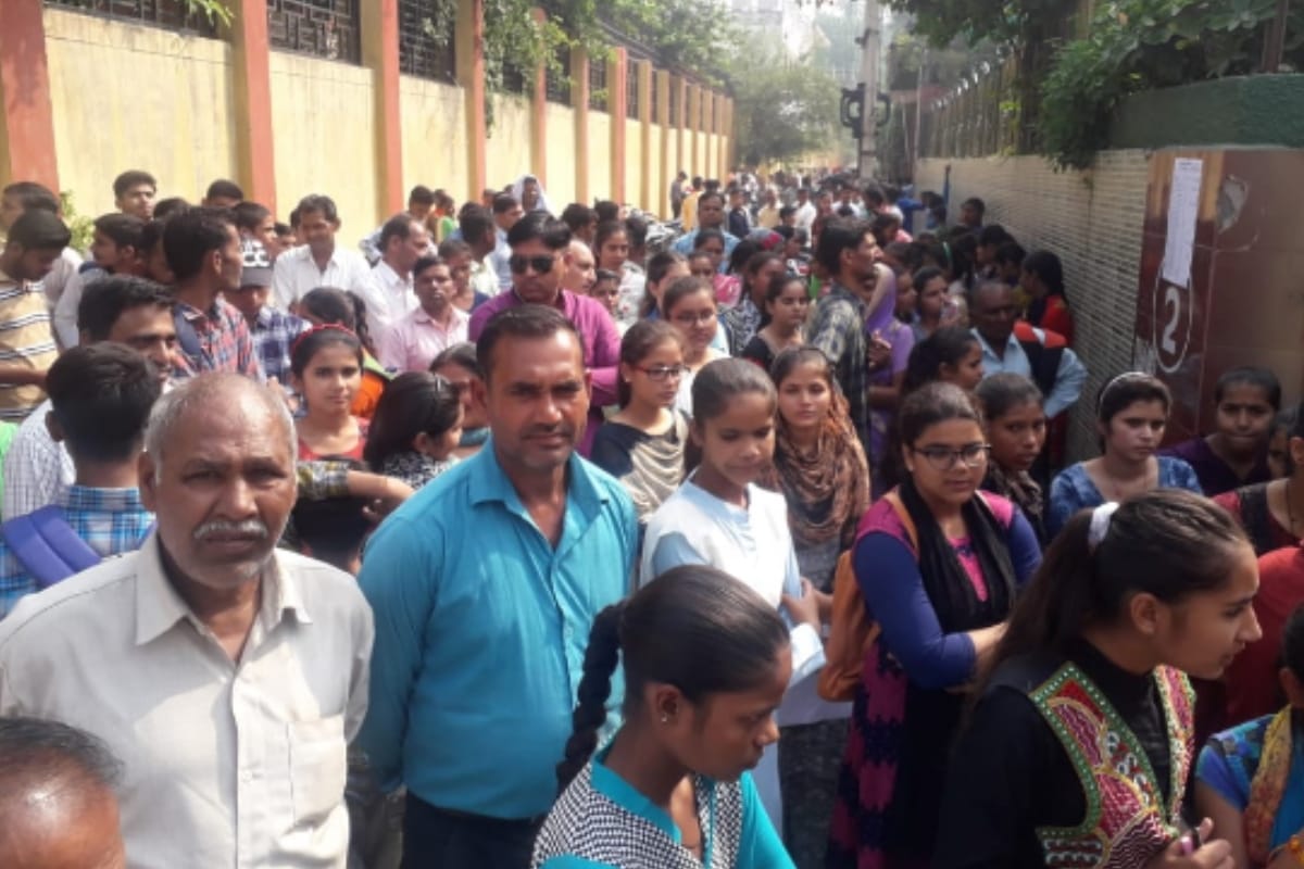 Atul Maheshwari Scholarship Examination 2019: student participat in exam several district in west UP