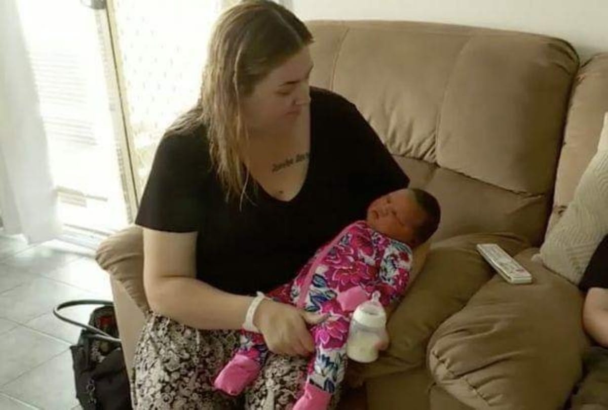 mini sumo wrestler mother gives birth overweight baby