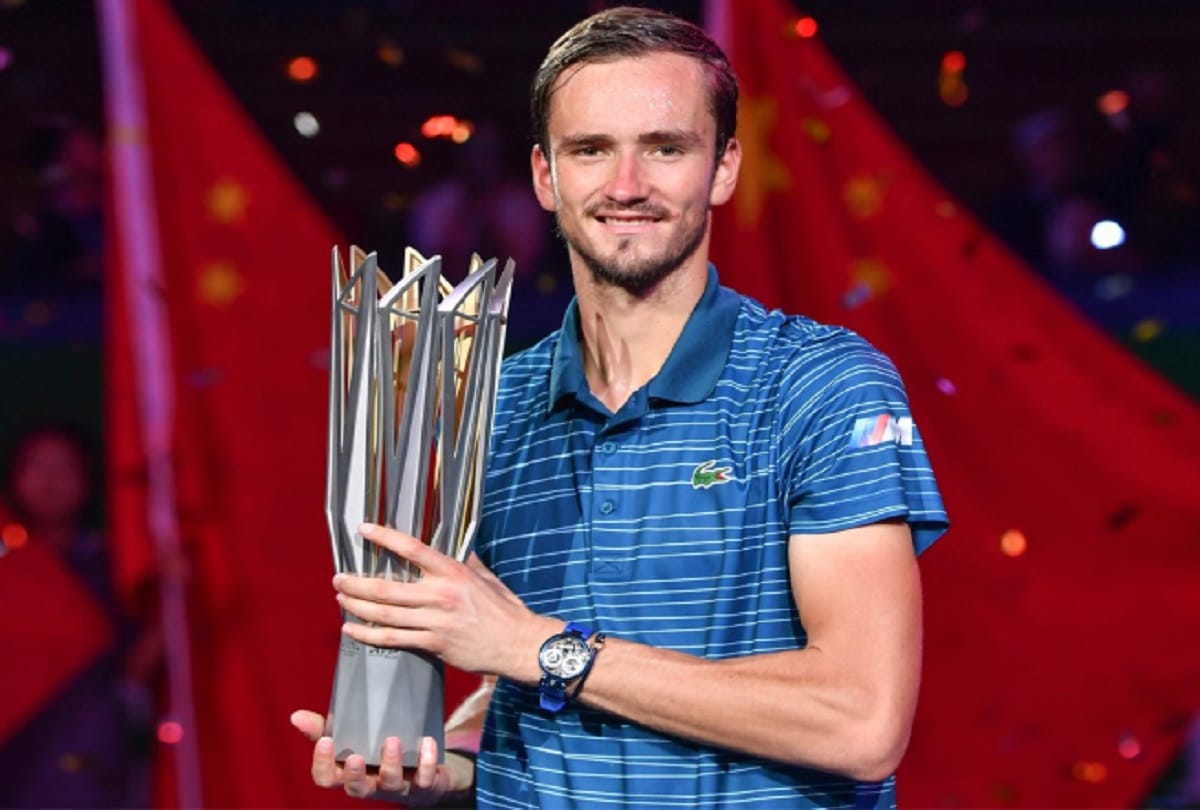 Russian tennis star Daniil Medvedev wins the Shanghai Masters defeated Alexander Zverev