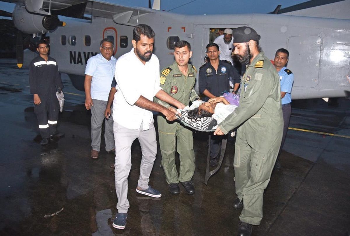 Kerala Indian Navy Dornier aircraft saves life of female police personnel in Agatti island