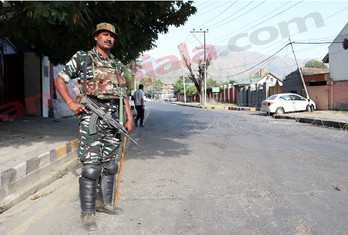 security Increased in Srinagar after grenade attack at hari singh street, jammu kashmir latest news