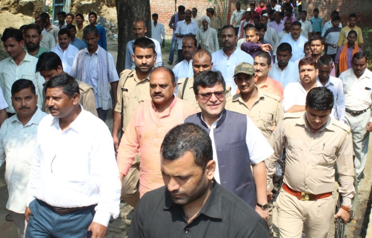 bjp workers told government plan in padyatra