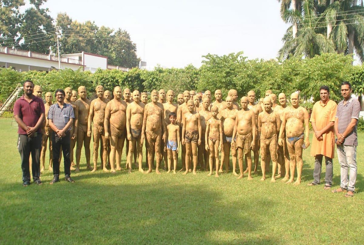 Arogya medicals gorakhpur organises program for celebration of Naturopathy day