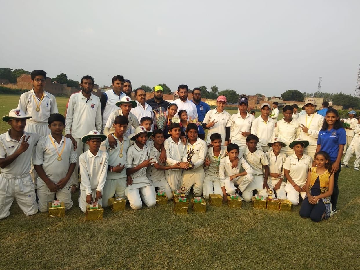 Muzaffarnagar Stadium Wins Trophy