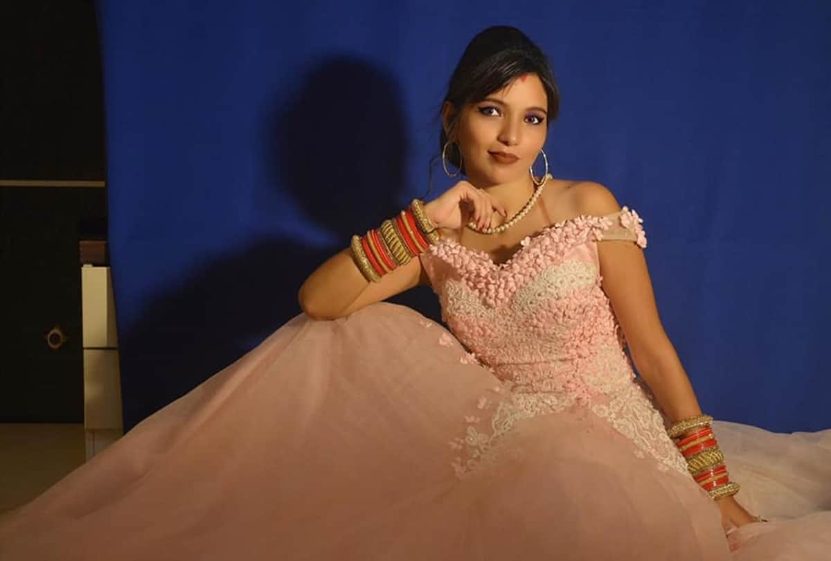 Bhojpuri Actress Neha Bansal shared video on Facebook seeking help from PM Narendra Modi