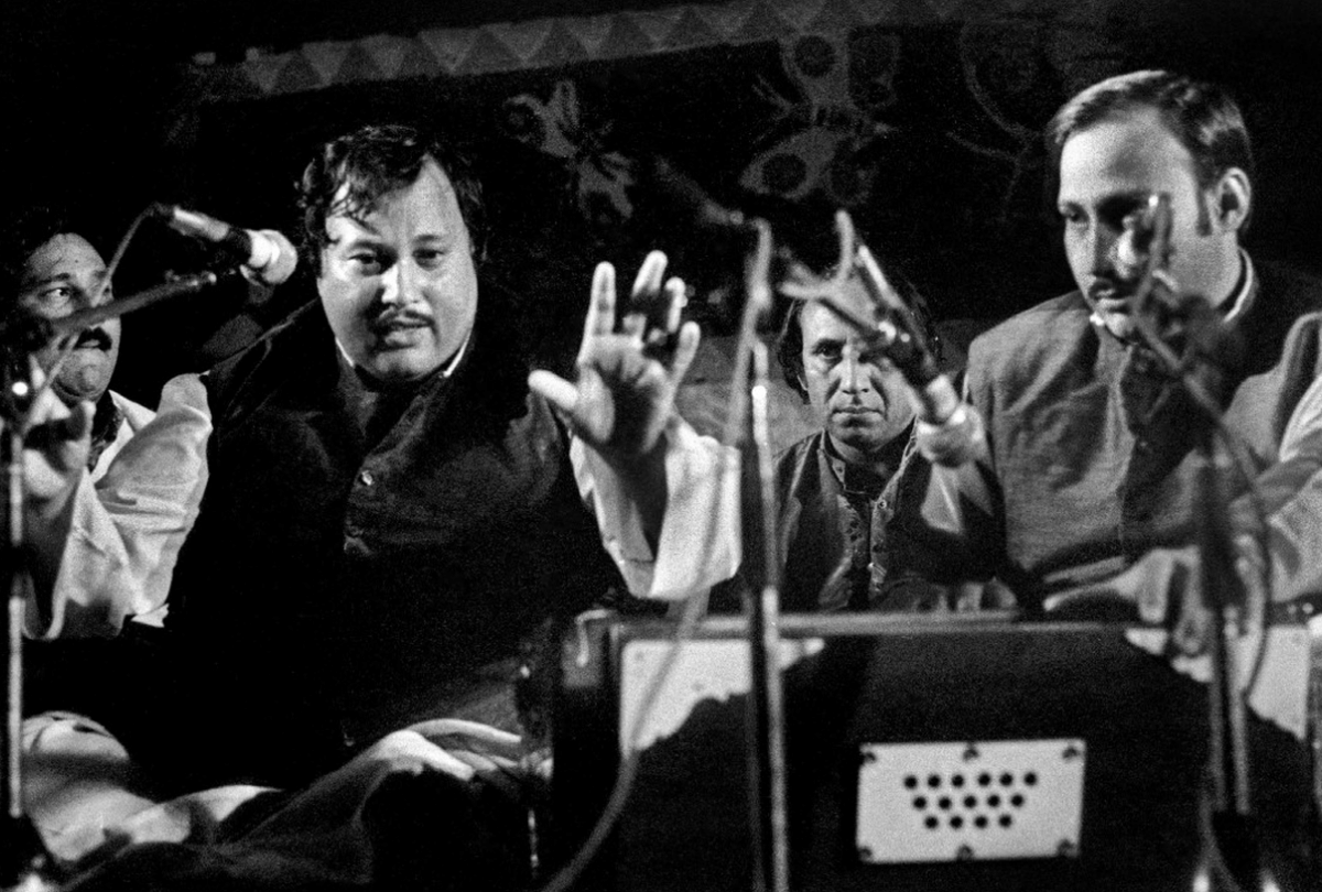Nusrat Fateh Ali Khan birth Anniversary special and his life unfacts