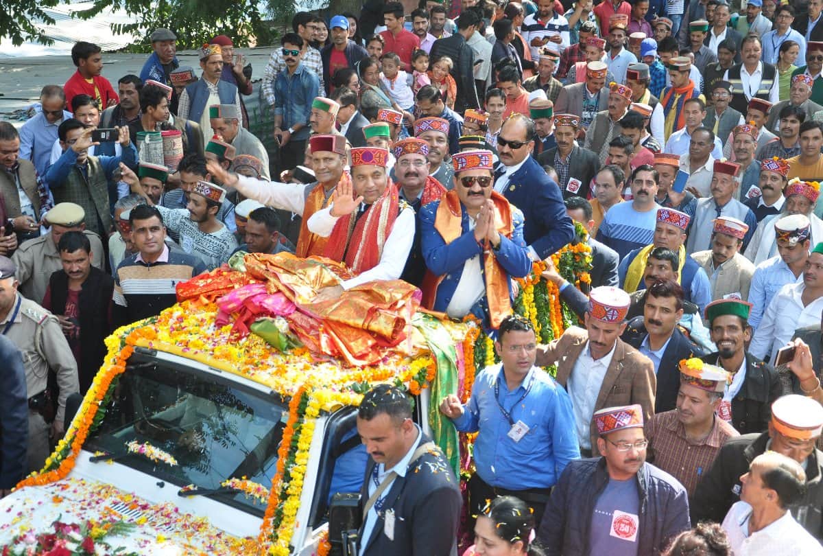 international kullu dussehra 2019 three thousand Bajantri play Devdhun for Global Peace