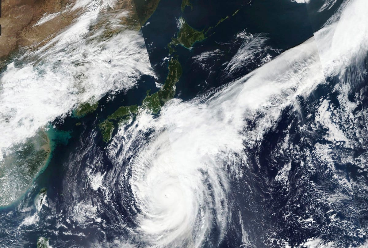 Typhoon Hagibis slams Japan Live Updates Train and airlines suspend services