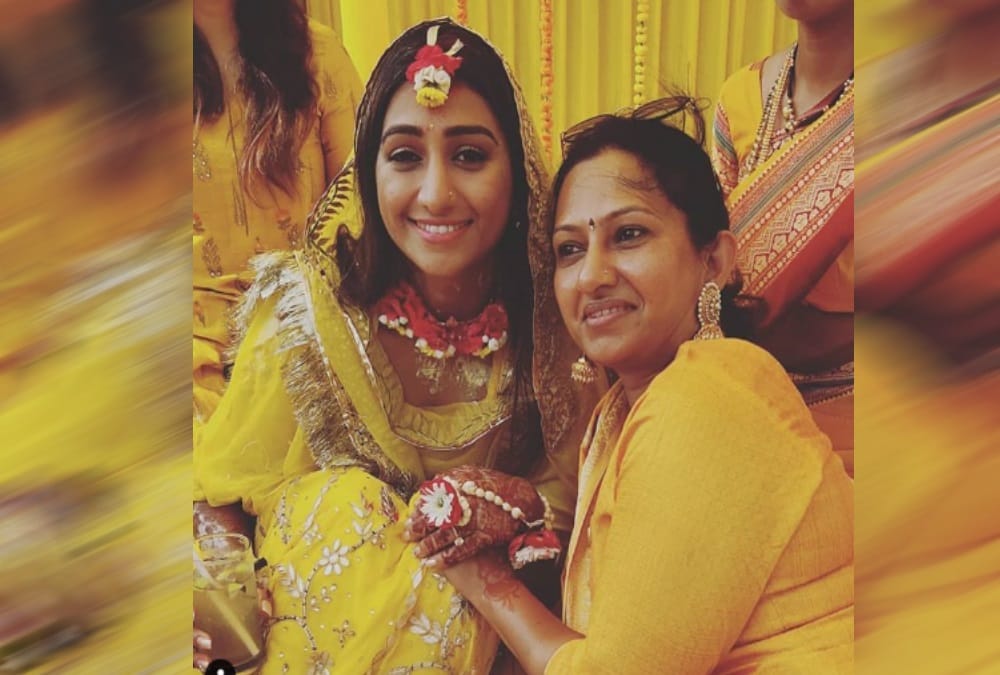 Royal Wedding in Haridwar: Mohena singh emotional in Haldi ceremony see pictures