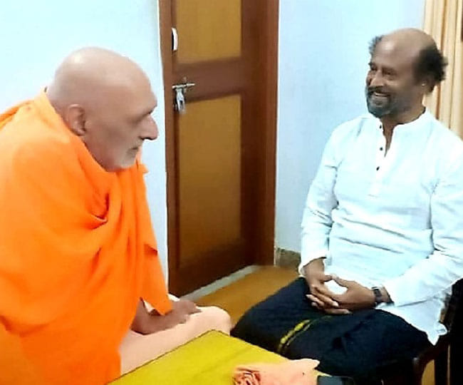 Rajinikanth Worship His Guru And Pray for Darbar Movie Success in rishikesh