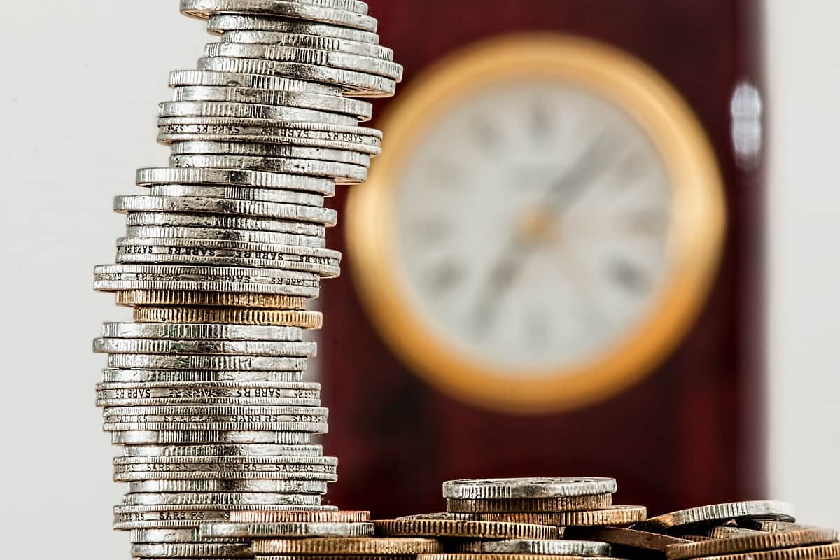 financial planning for women make emergency fund and know how to become rich