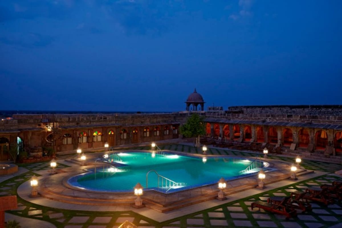 visit 500 years old historical khimsar fort jodhpur rajasthan in october 2019