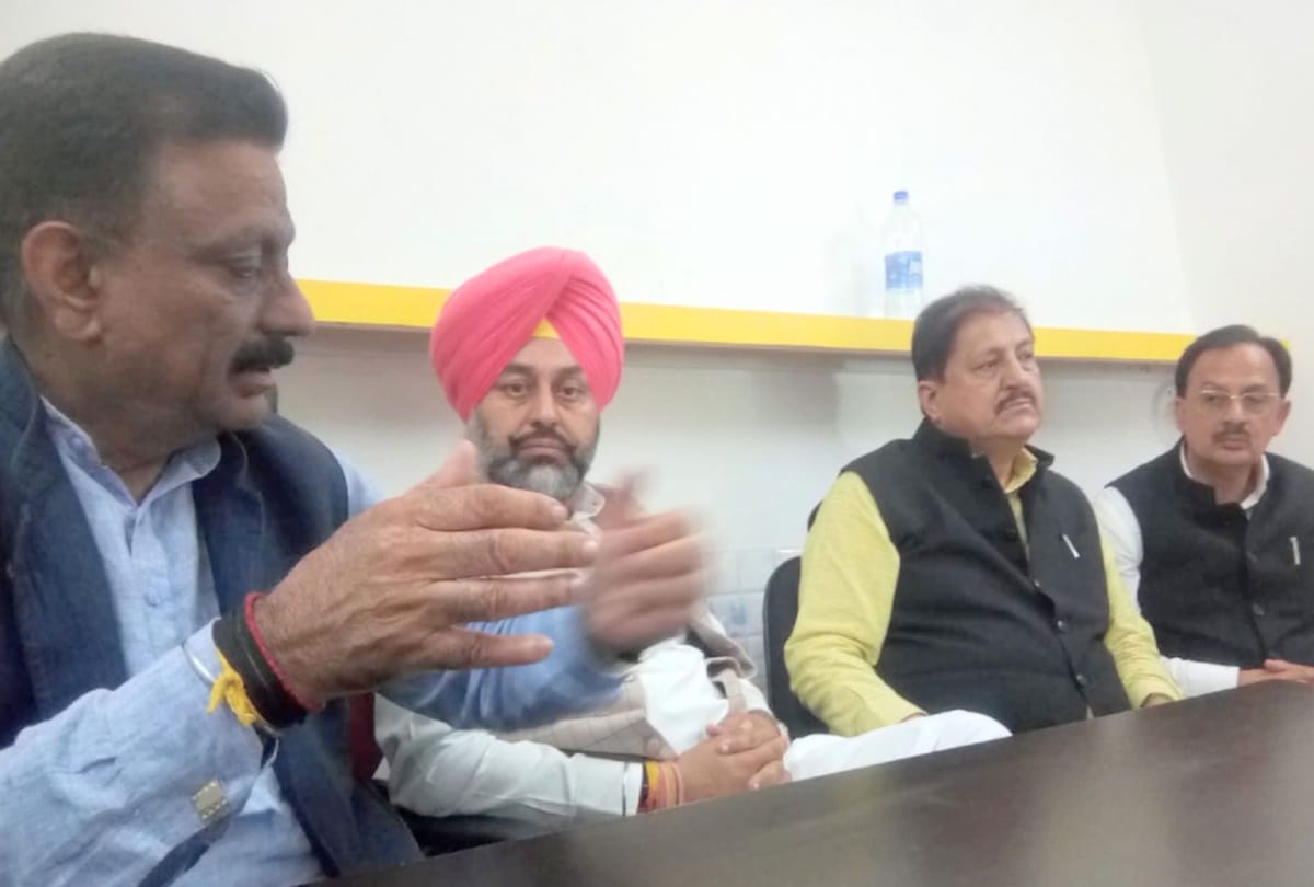 Assembly by election: Kuldeep Rathore said - Government employees agent of BJP