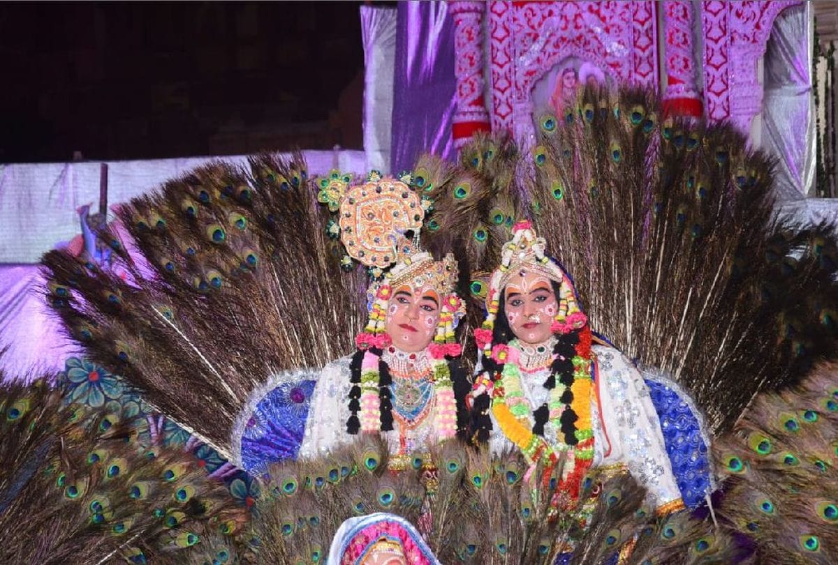 Maharas in nidhi nidhivan vrindavan mathura news At Sharad Purnima