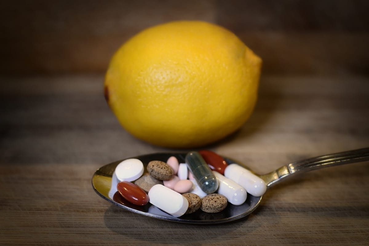know how to make vitamin c serum at home for flawless skin