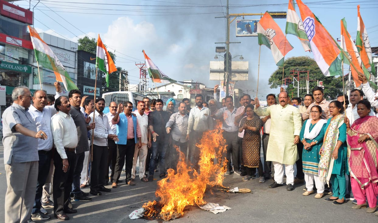 Khattar has lost his mental balance: Congress