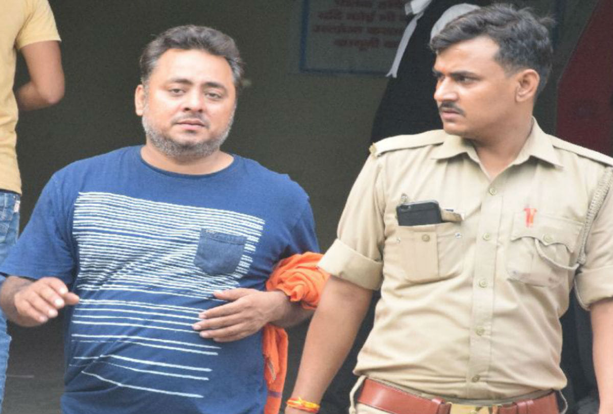 accused of wife murder surrender in court agra