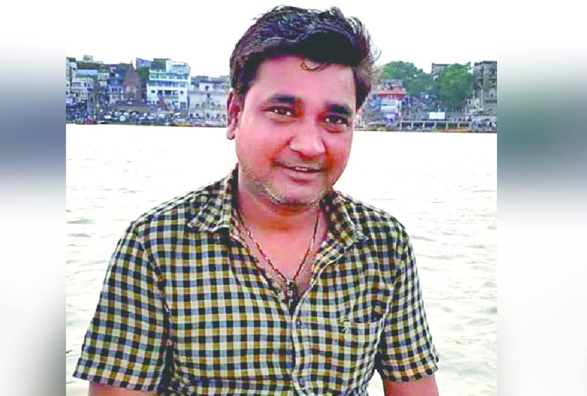 Raid on gambling Den in Delhi, businessman falls from fourth floor in stampede