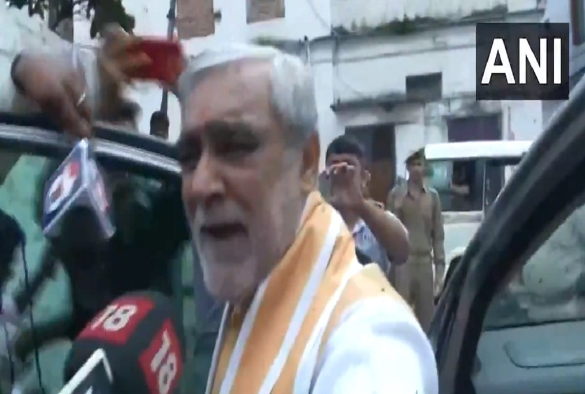Bihar man threw ink on Union Minister of State for Health & Family Welfare Ashwini Choubey