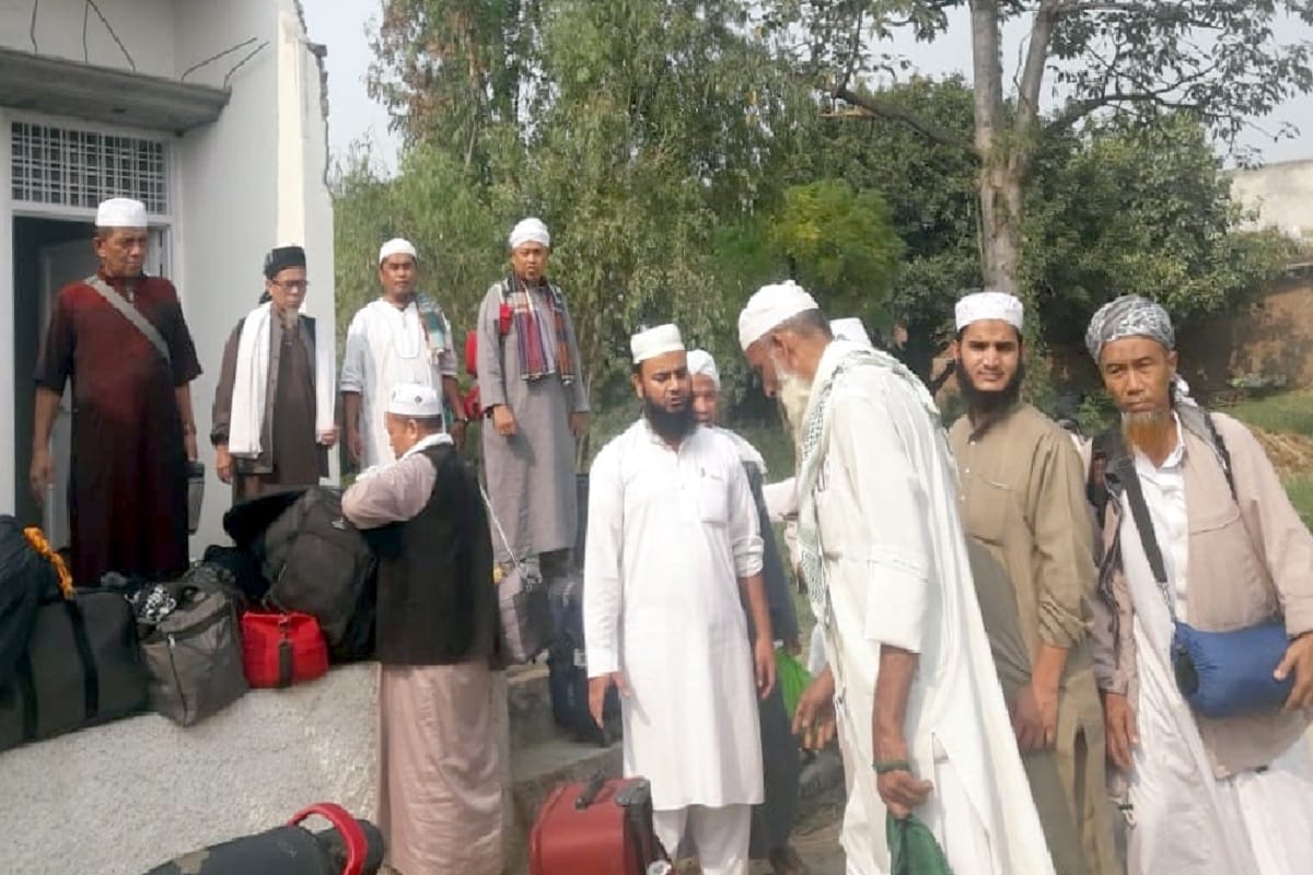 Police has ordered the citizens of Indonesia to return from Bijnor city