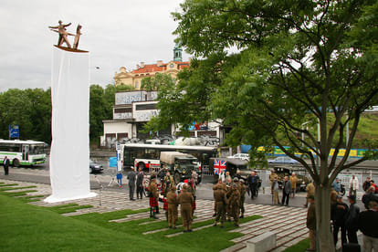 hitler in prague castle and nazis take czechoslovakia history