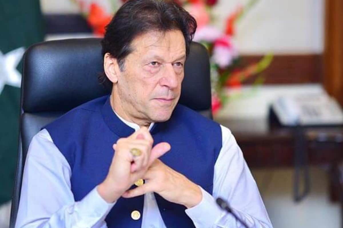 Pak PM Imran khan party members stick poster against hindu paresh rawal solid reply