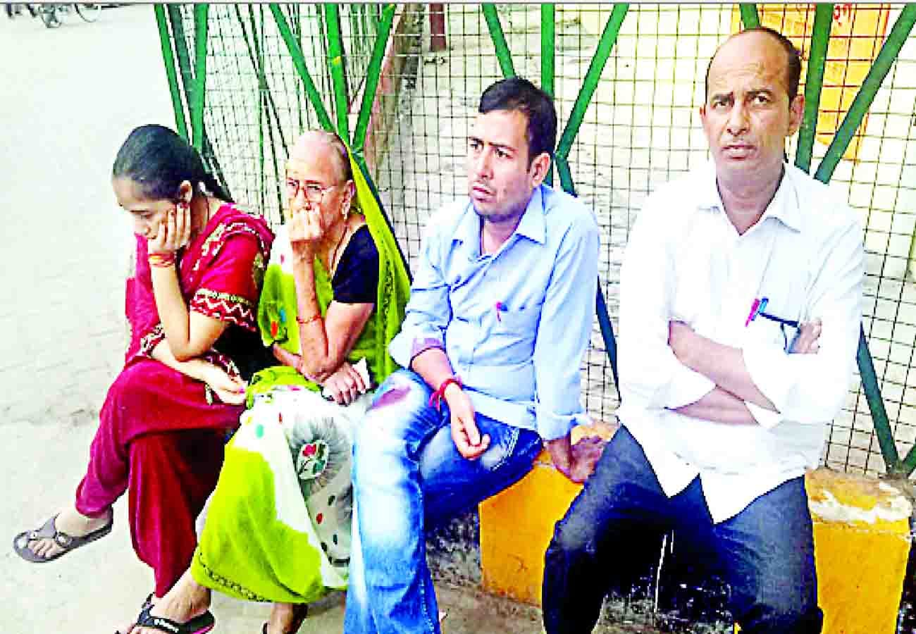 anchor's wife Divya murder case in etawah