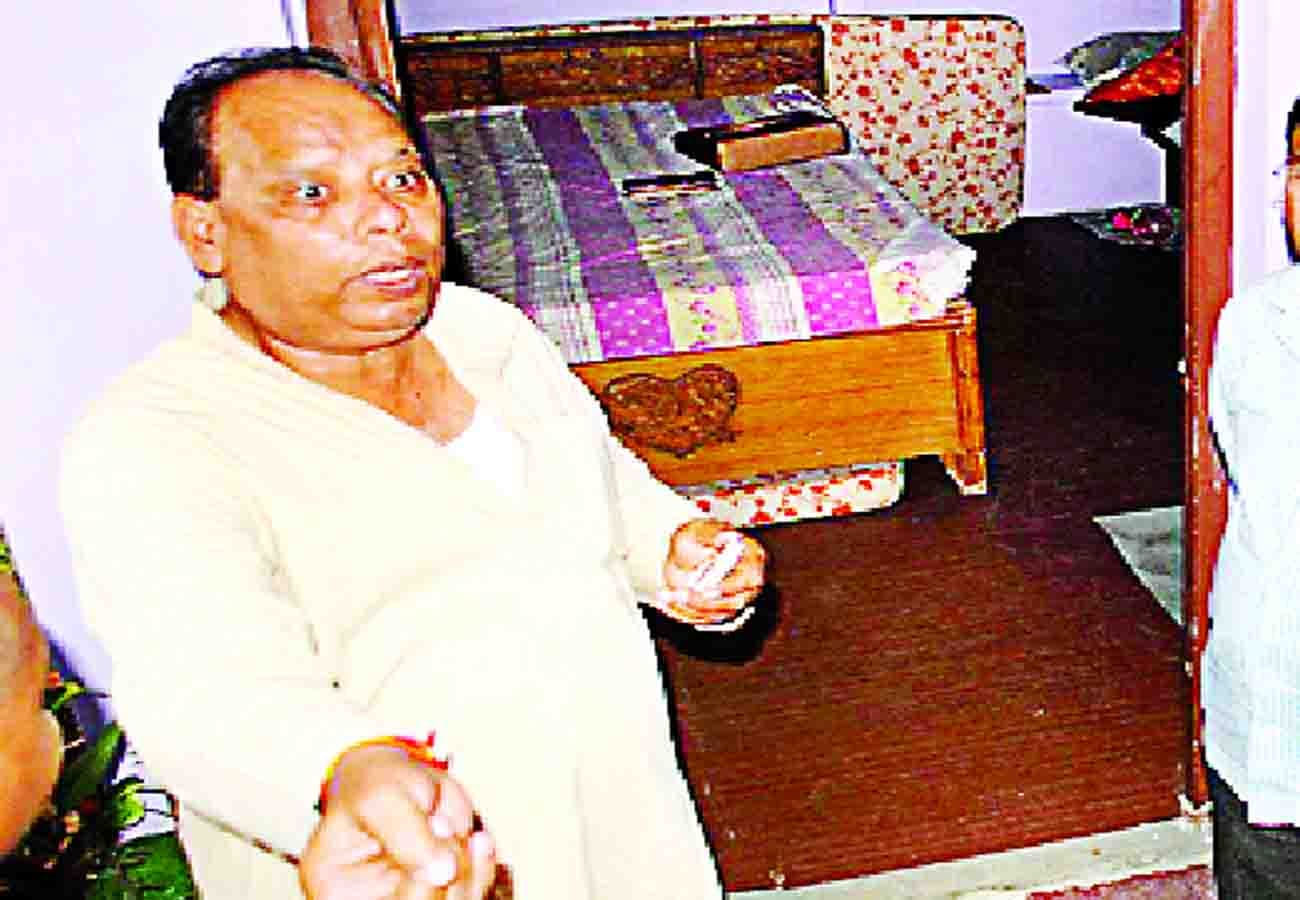 anchor's wife Divya murder case in etawah news update