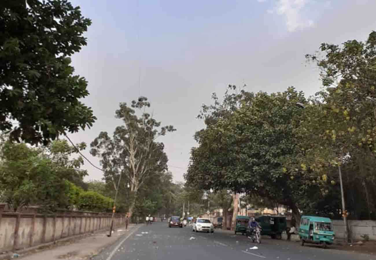 news related to monsoon in up, read weather report today