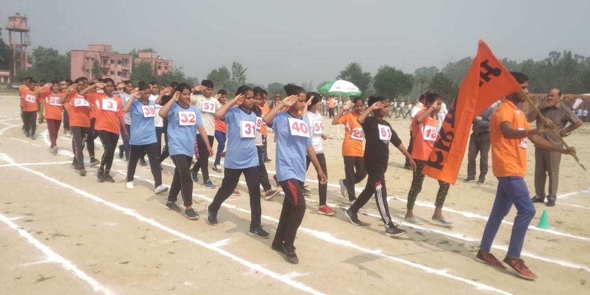 vivek and kajal are winner in 400 hundred meter athlatic