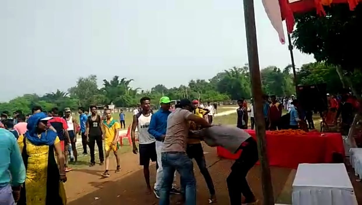 Kicking punches in the sports competition