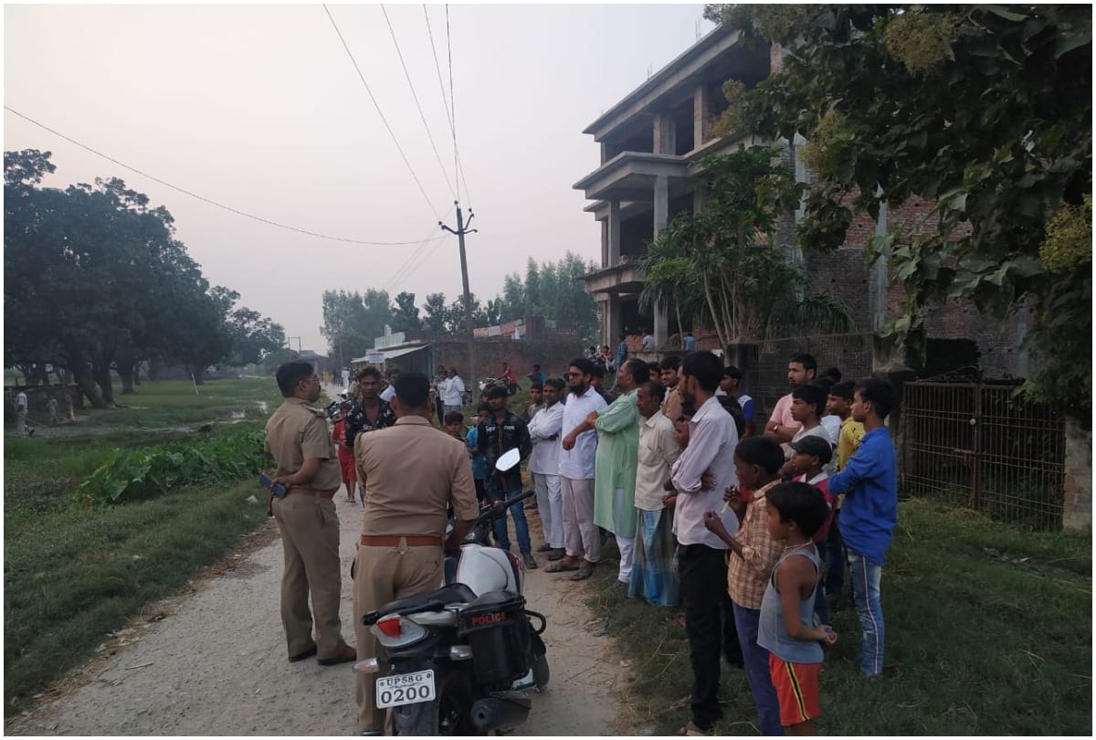 hen farm operator son tried to burn junior engineer by throwing petrol in dudhara sant kabir nagar