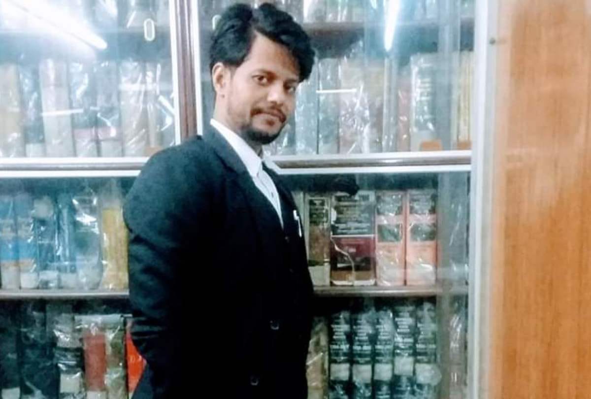 Ghaziabad missing law student dead body found in ex landlord room cyber cafe reveal murder mystery