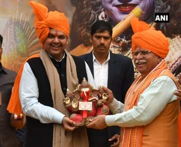 Manohar Lal Khattar And Devendra Dafanvis