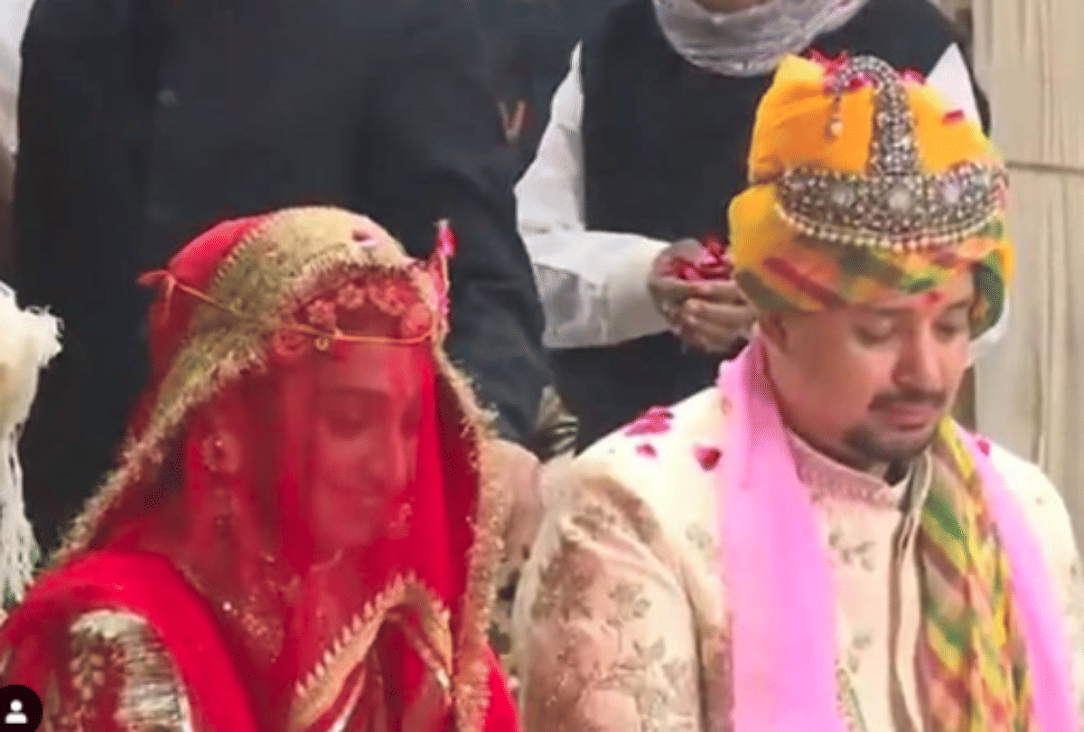 mohena singh and suyesh rawat royal wedding here pictures