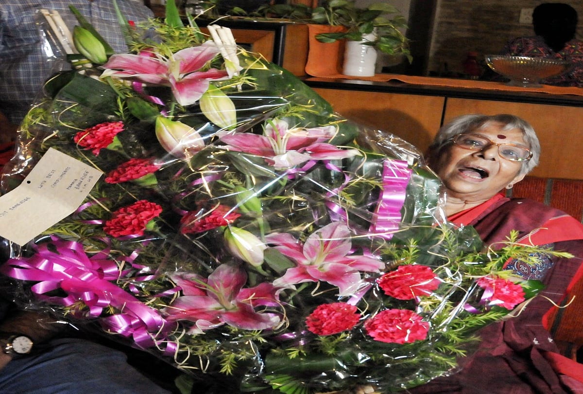 Nobel laureate Abhijit vinayak banerjee has spent 10 days in Tihar on display in JNU