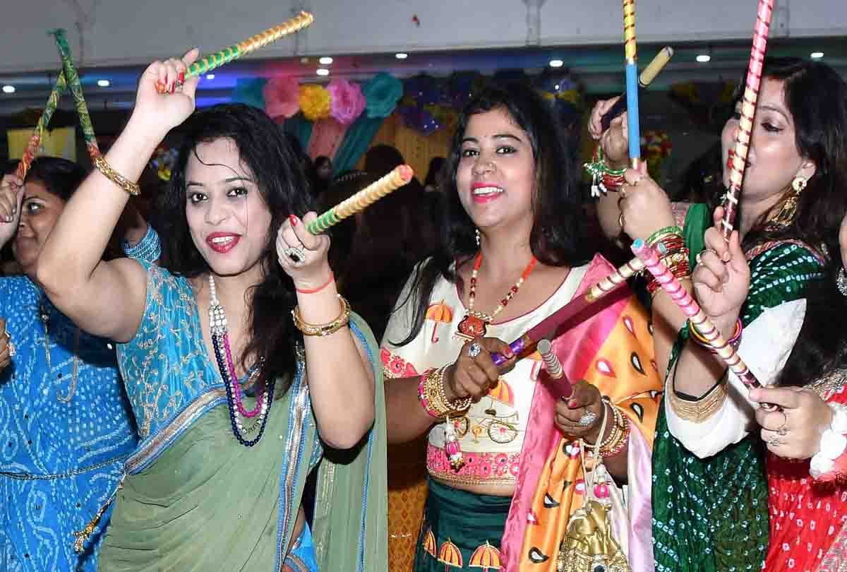 dandiya raas night in kanpur by golden club