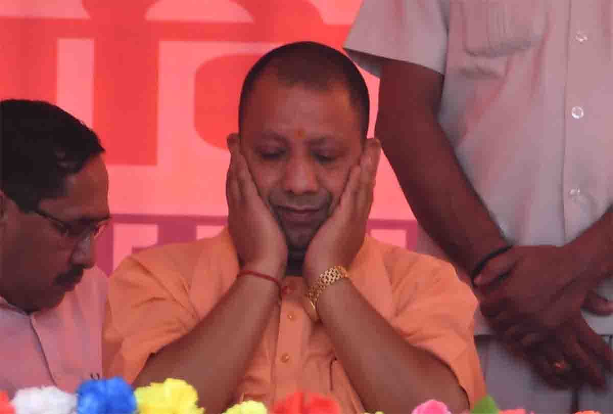 cm yogi adityanath angry in election rally