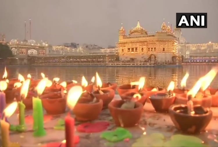 Sri Harmandir Sahib illuminated on the occasion of Prakash Parv of Sri Guru Ramdas Ji in Amritsar