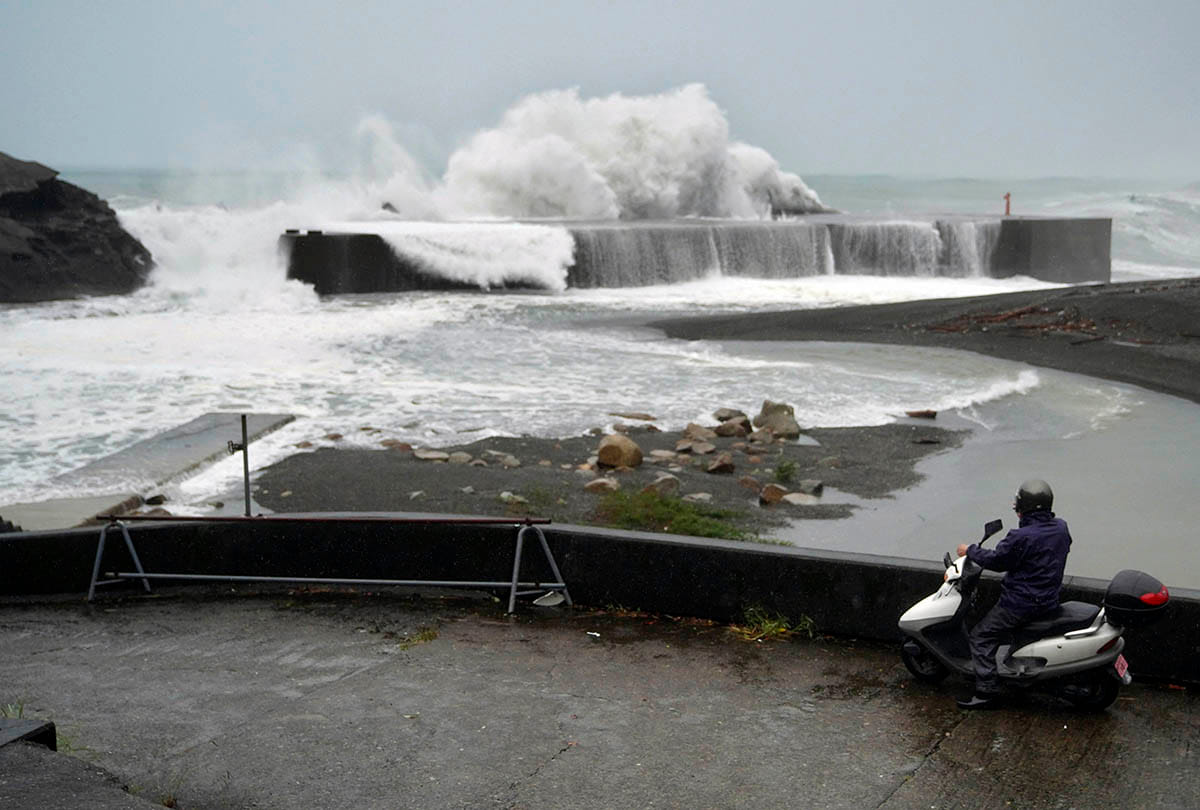 Severe cyclonic storm Maha returned to India, fear of Heavy rainfall in Gujarat