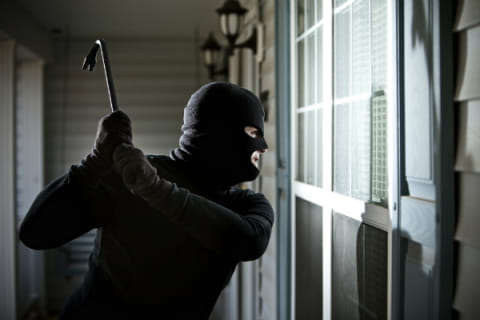 three chain snatcher arrest