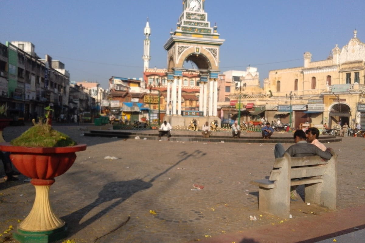 5 oldest market in india for shopping