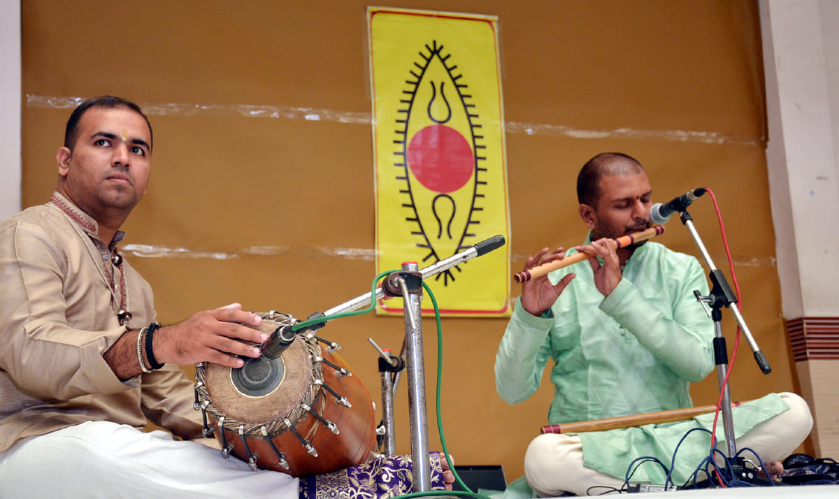 The voice of the flute captivated the audience